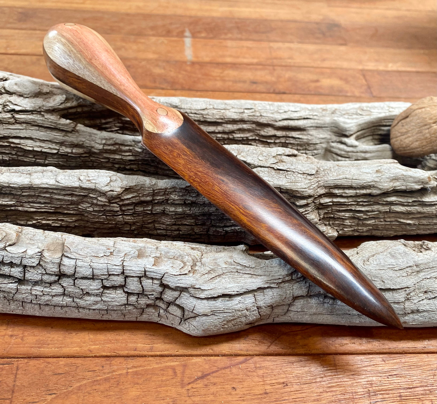 Ironwood Boot Dagger 1