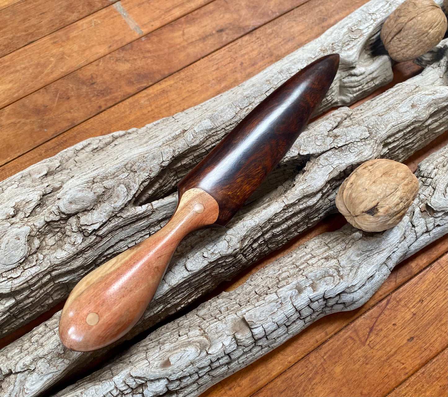 Ironwood Boot Dagger 1